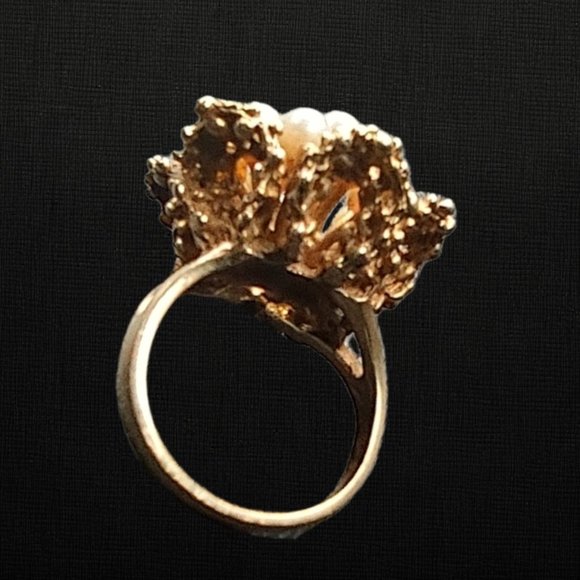 14K Yellow Gold Pearl Cluster Cocktail Ring - Picture 5 of 5